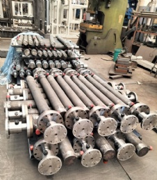 Hydraulic oil cylinder